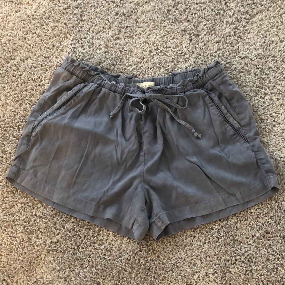 Anthropologie - cloth and stone draw string short